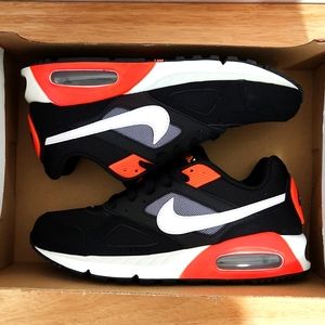 Nike Air Max Ivo